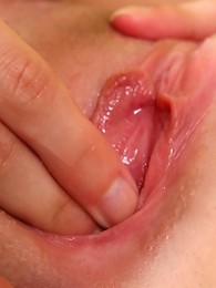 Nubiles.net Anita Luv - 18 Year Old Anita Luv Finger Fucks Her Tight Pussy